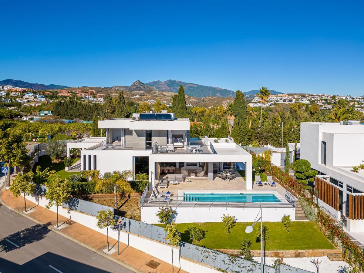 Vacation Marbella I Villa Schumacher, New Built, Sea View, Luxury, Private Pool Estepona Exterior foto