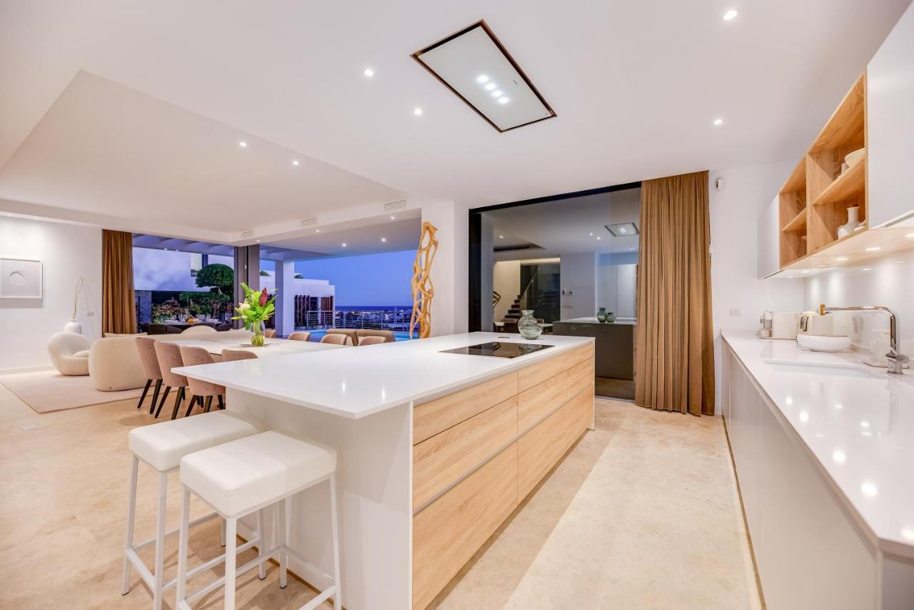 Vacation Marbella I Villa Schumacher, New Built, Sea View, Luxury, Private Pool Estepona Exterior foto