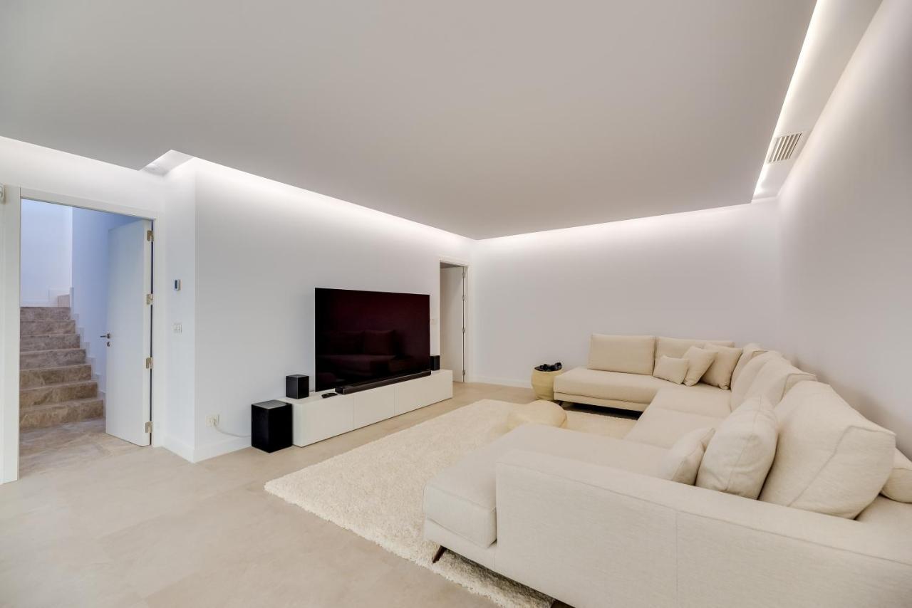 Vacation Marbella I Villa Schumacher, New Built, Sea View, Luxury, Private Pool Estepona Exterior foto