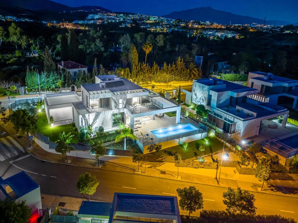 Vacation Marbella I Villa Schumacher, New Built, Sea View, Luxury, Private Pool Estepona Exterior foto