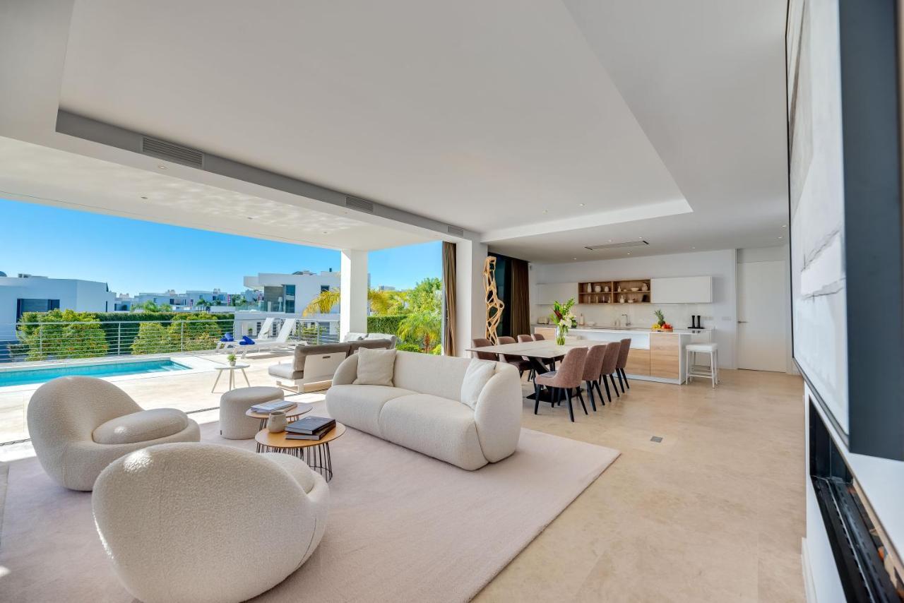 Vacation Marbella I Villa Schumacher, New Built, Sea View, Luxury, Private Pool Estepona Exterior foto