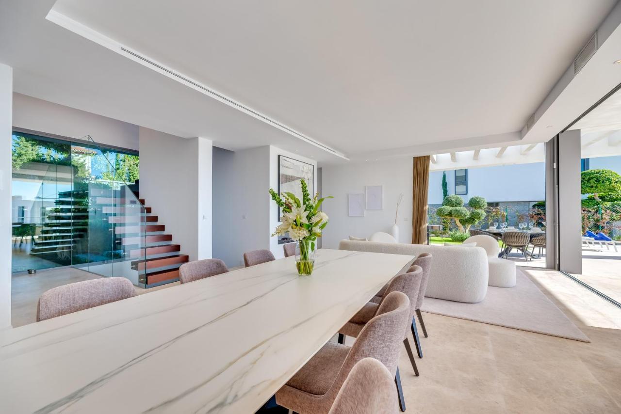 Vacation Marbella I Villa Schumacher, New Built, Sea View, Luxury, Private Pool Estepona Exterior foto
