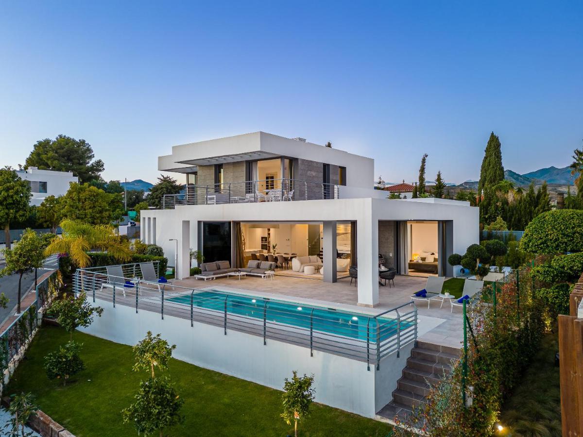 Vacation Marbella I Villa Schumacher, New Built, Sea View, Luxury, Private Pool Estepona Exterior foto